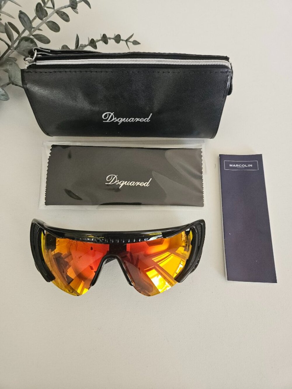 Authentic DSquared2 Psychotronic HER DQ328 05U shield sunglasses made in Italy